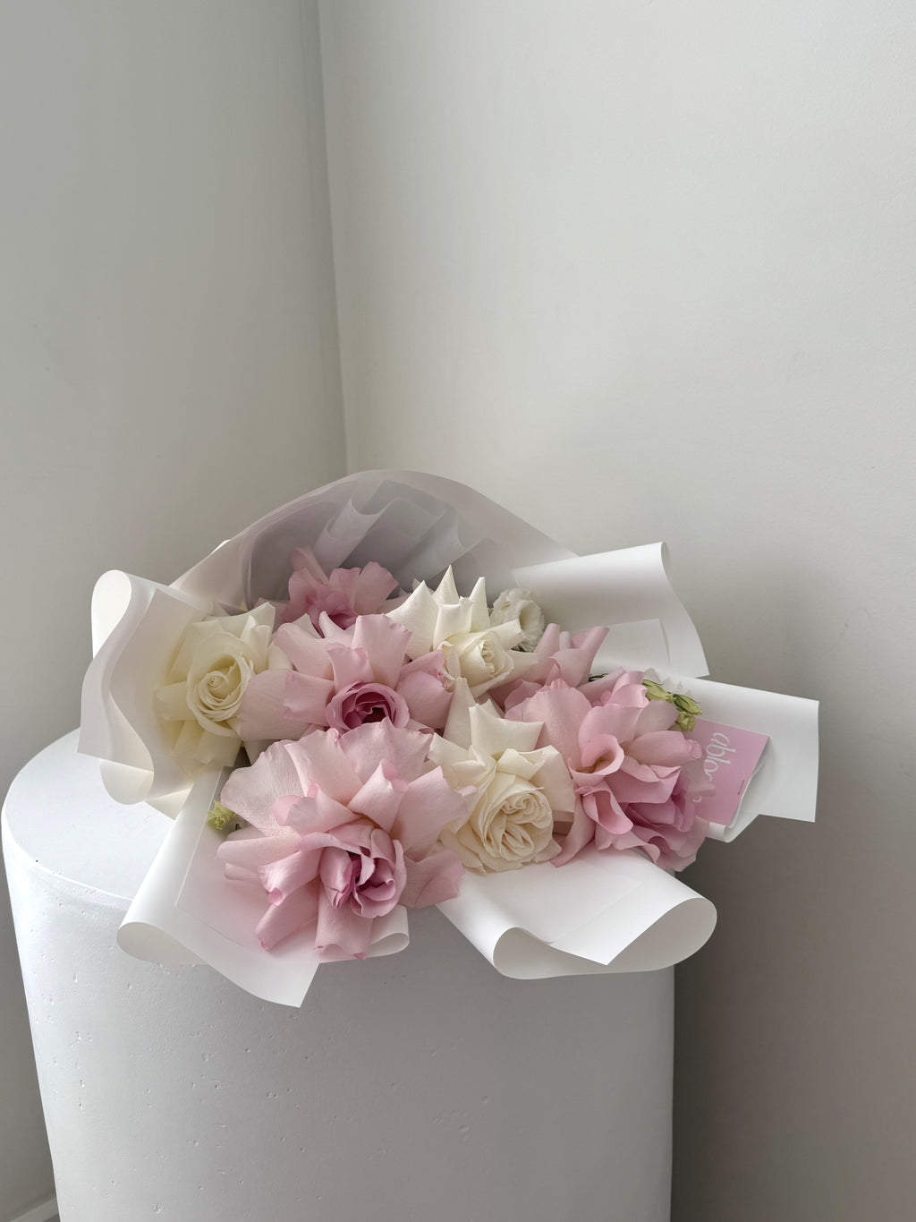 Valentine’s Signature Blooms