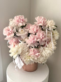 Vase Blooms