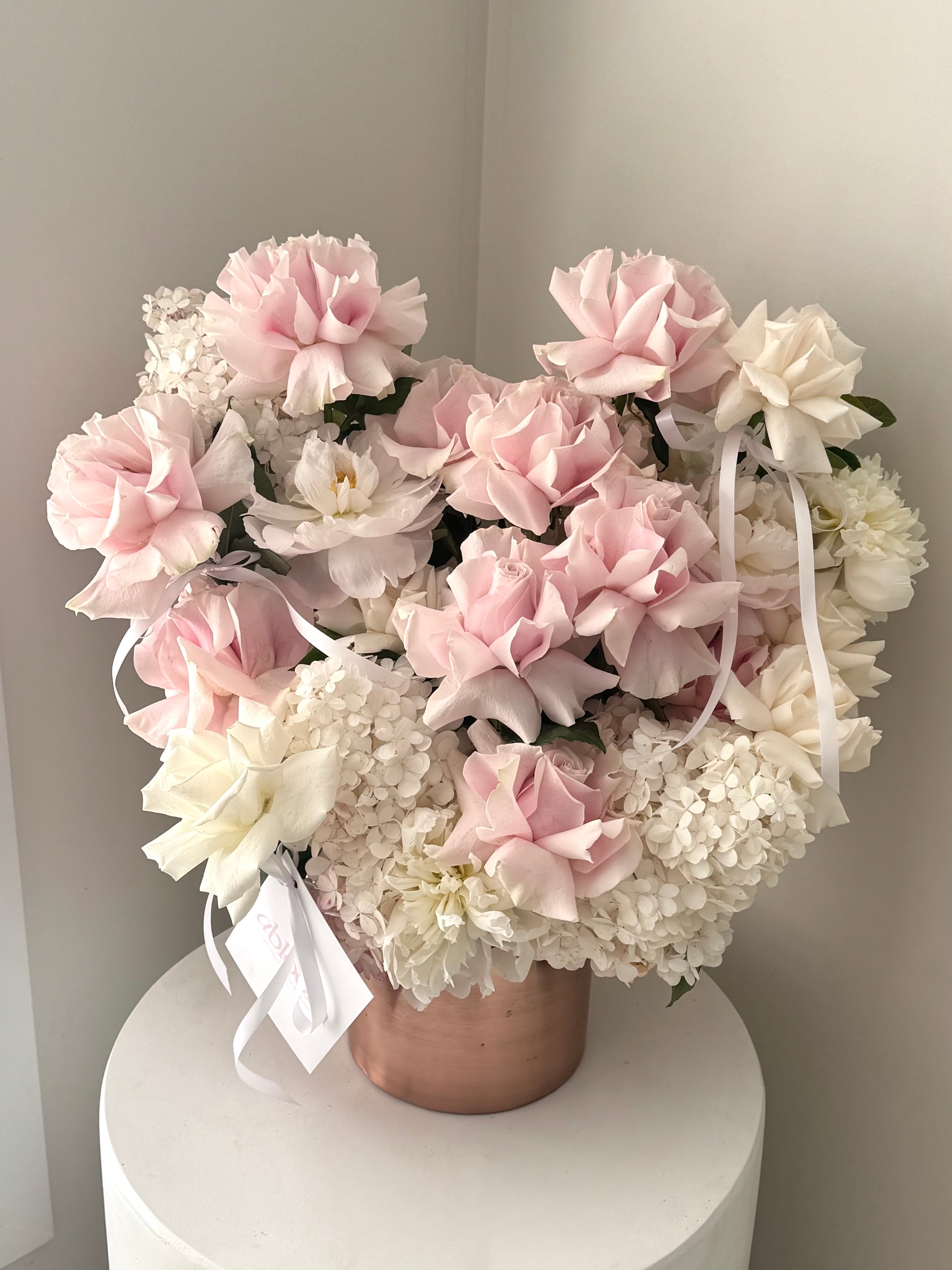 Vase Blooms