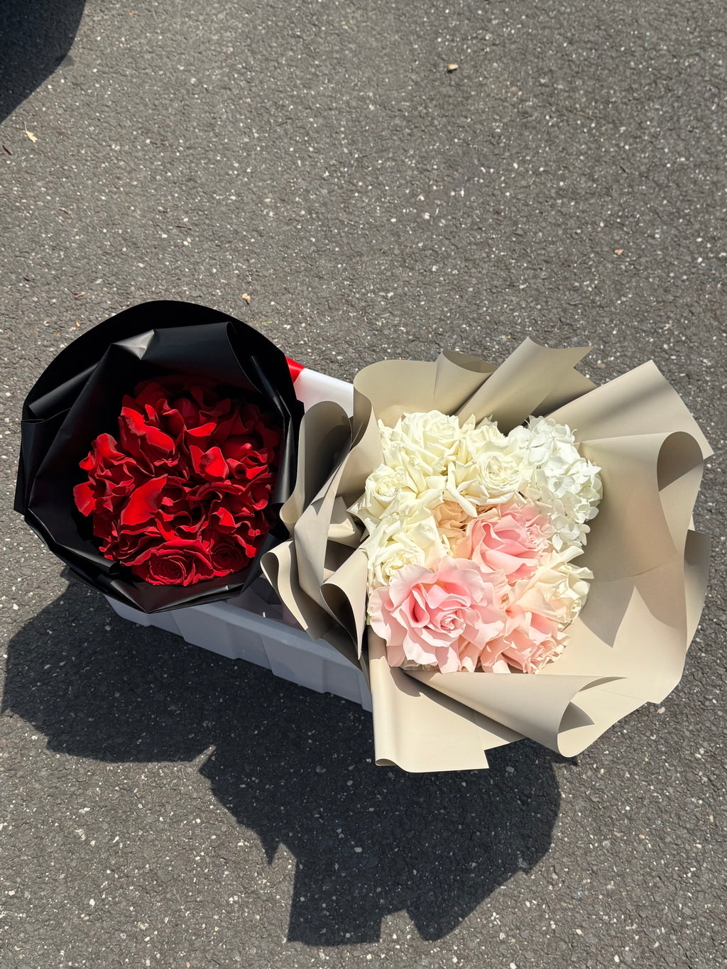 Signature Blooms — Round Edition